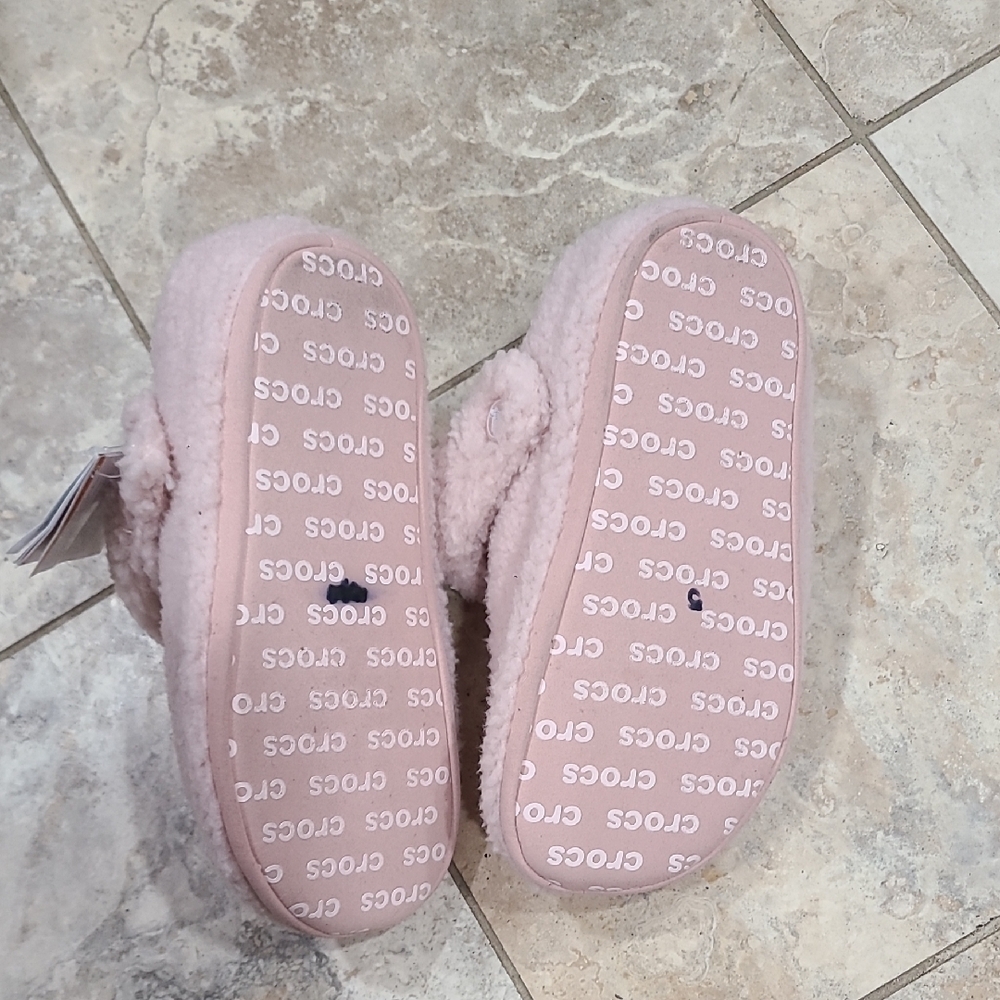 CROCS Women's Pink Fuzzy Slippers - Picture 8 of 9